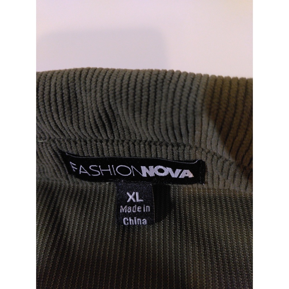 Mens Corduroy Button Down Shirt Size XL Green Workwear Outdoors Retro Layers - Picture 3 of 8